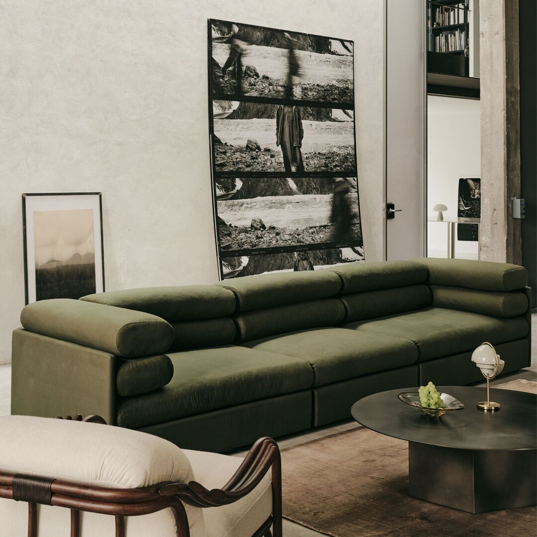 Gubi 4-Sitzer Modular Sofa Elogio von Gubi 