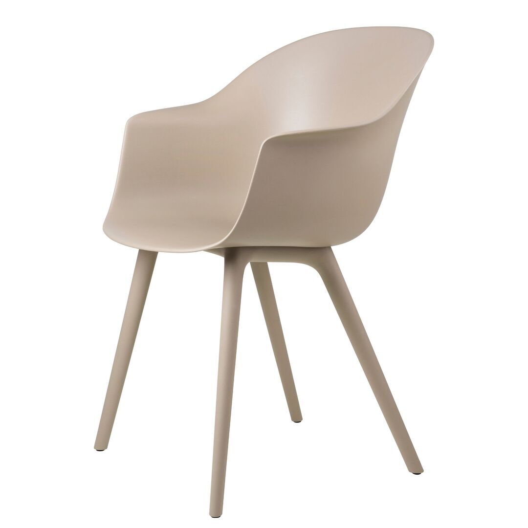 Gubi Outdoor Stuhl Bat von Gubi New Beige