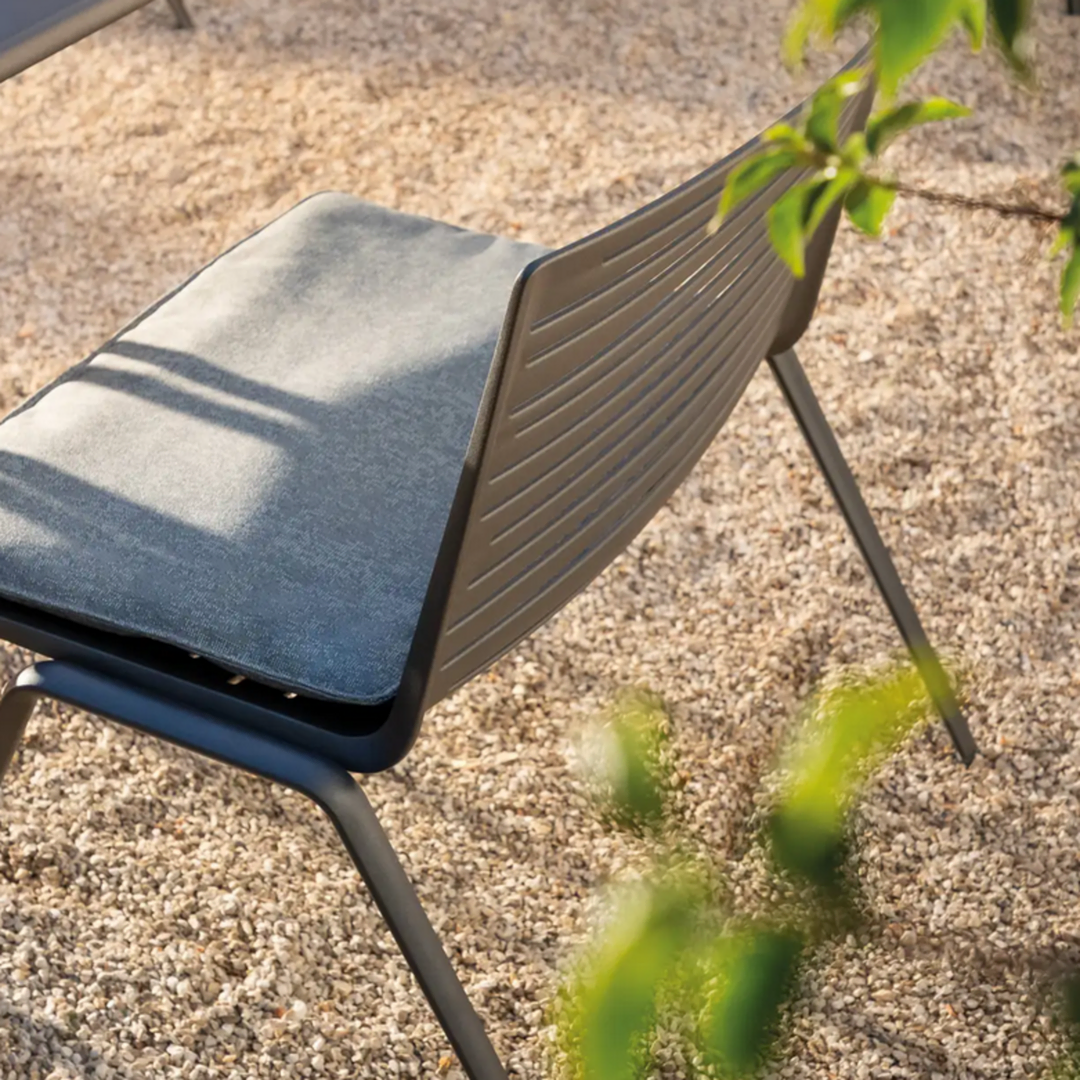 Fast Zebra 40Fast Zebra 405 - 9-Metallic Grey5 - 9-Metallic Grey