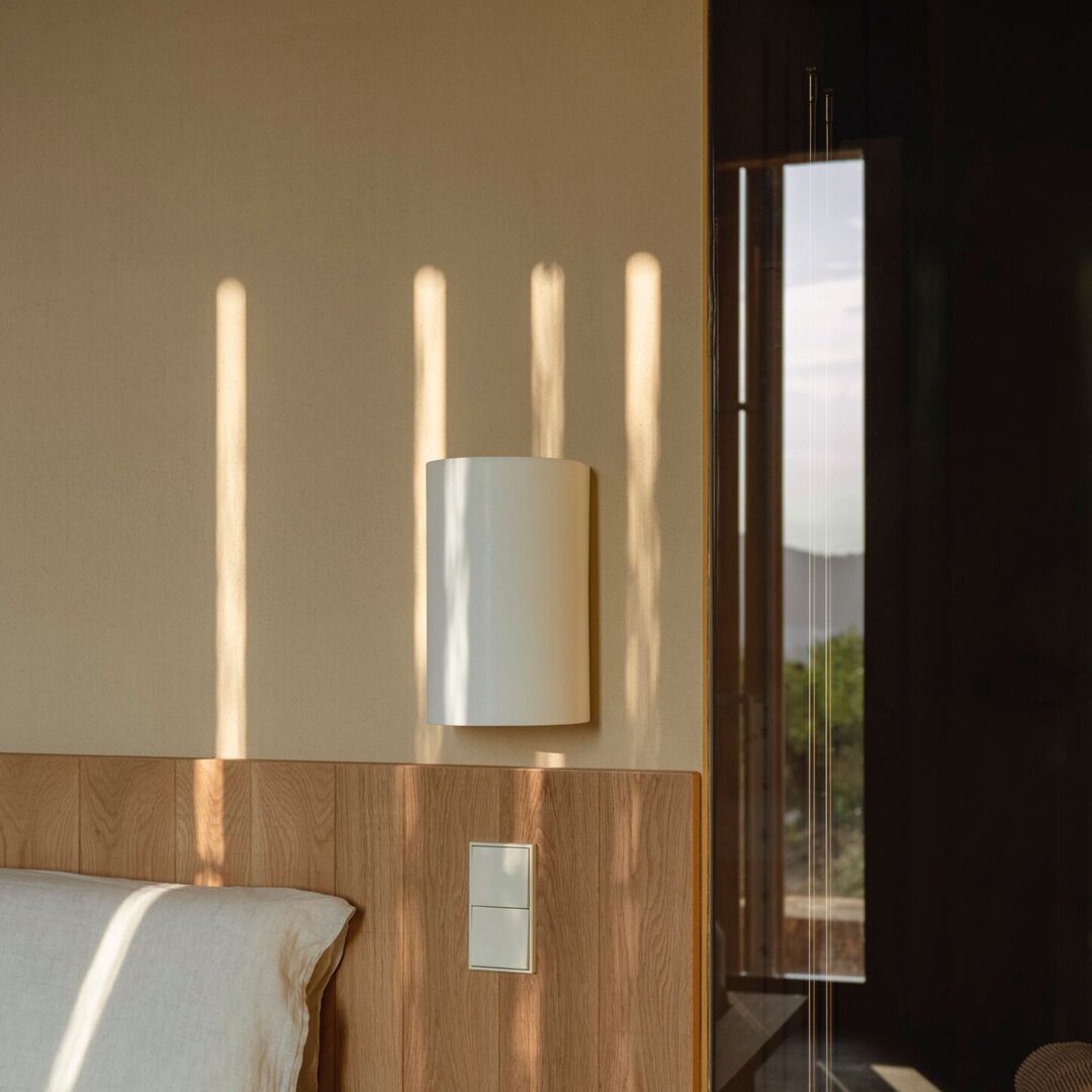 Santa & Cole Wandleuchte Singular von Santa & Cole   Weiss-2