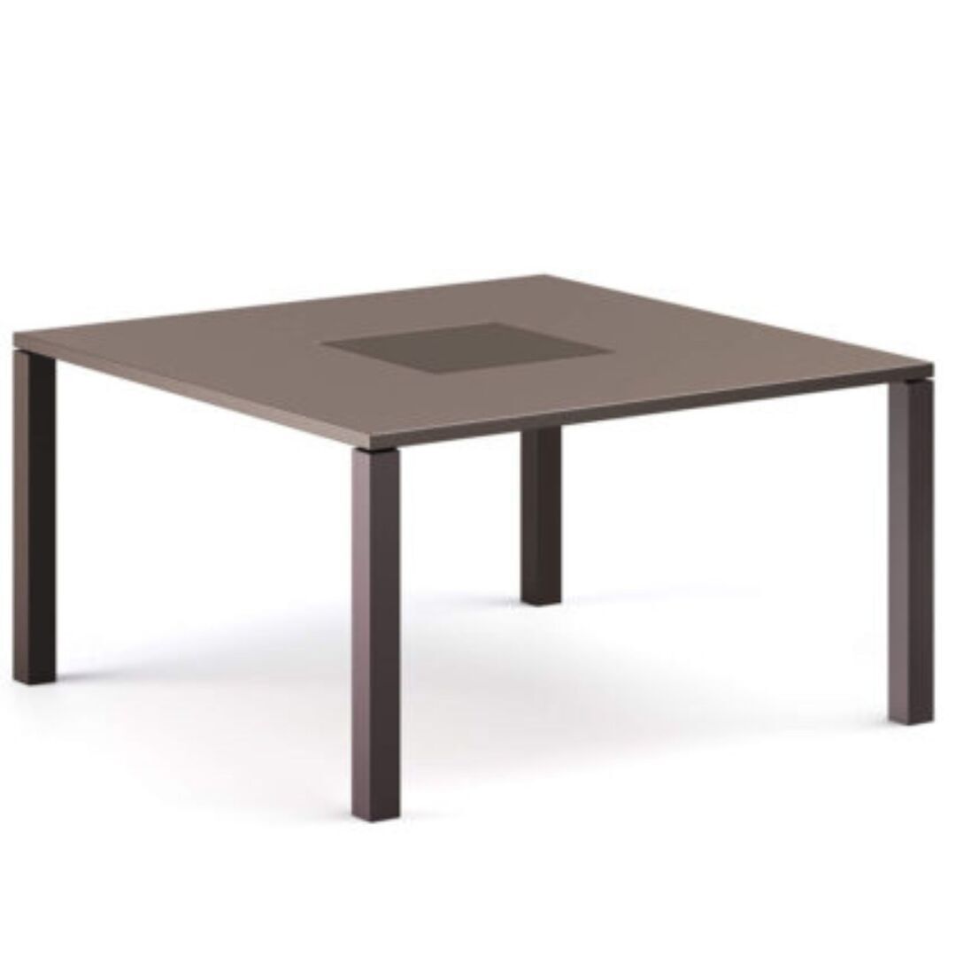  Quadro - Quadratischer Tisch von EMU