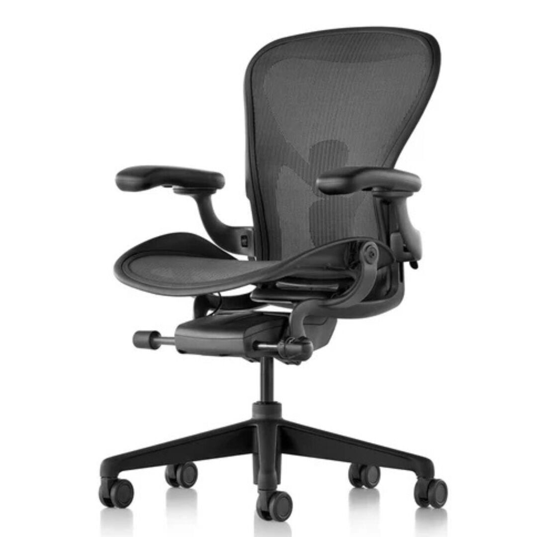 Herman CPH Bürostuhl Aeron von Herman Miller Graphit, Grösse B - H: 1044 mm / B: 686 mm / T: 432 mm , PostureFit & Neigungsbegrenzung und Vorwärtsneigung, Komplett Einstellbar Leder