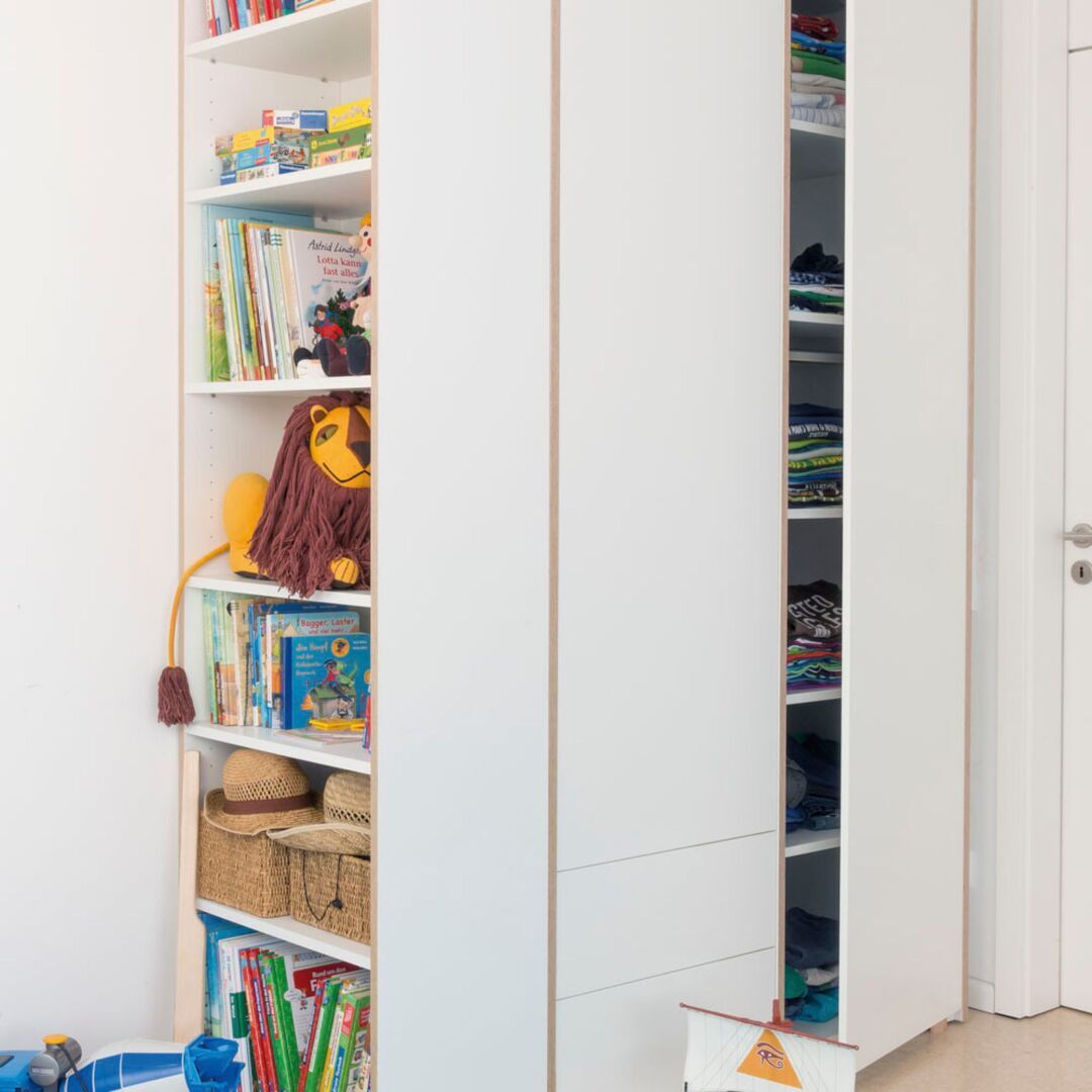 2-türiger Schrank 'Modular Plus' mit Seitenregal