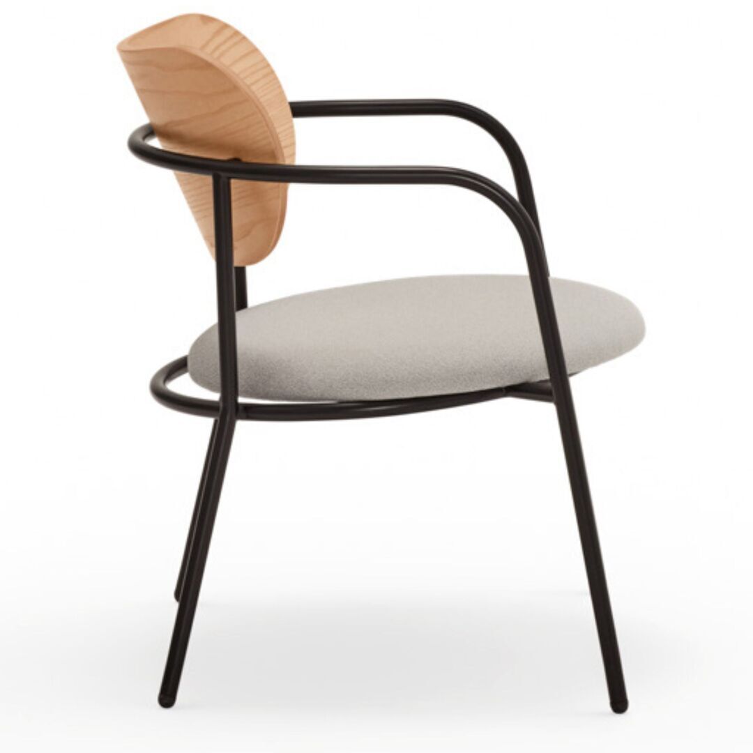 Teulat_Eclipse_Armlehnstuhl_Eiche_Schwarz