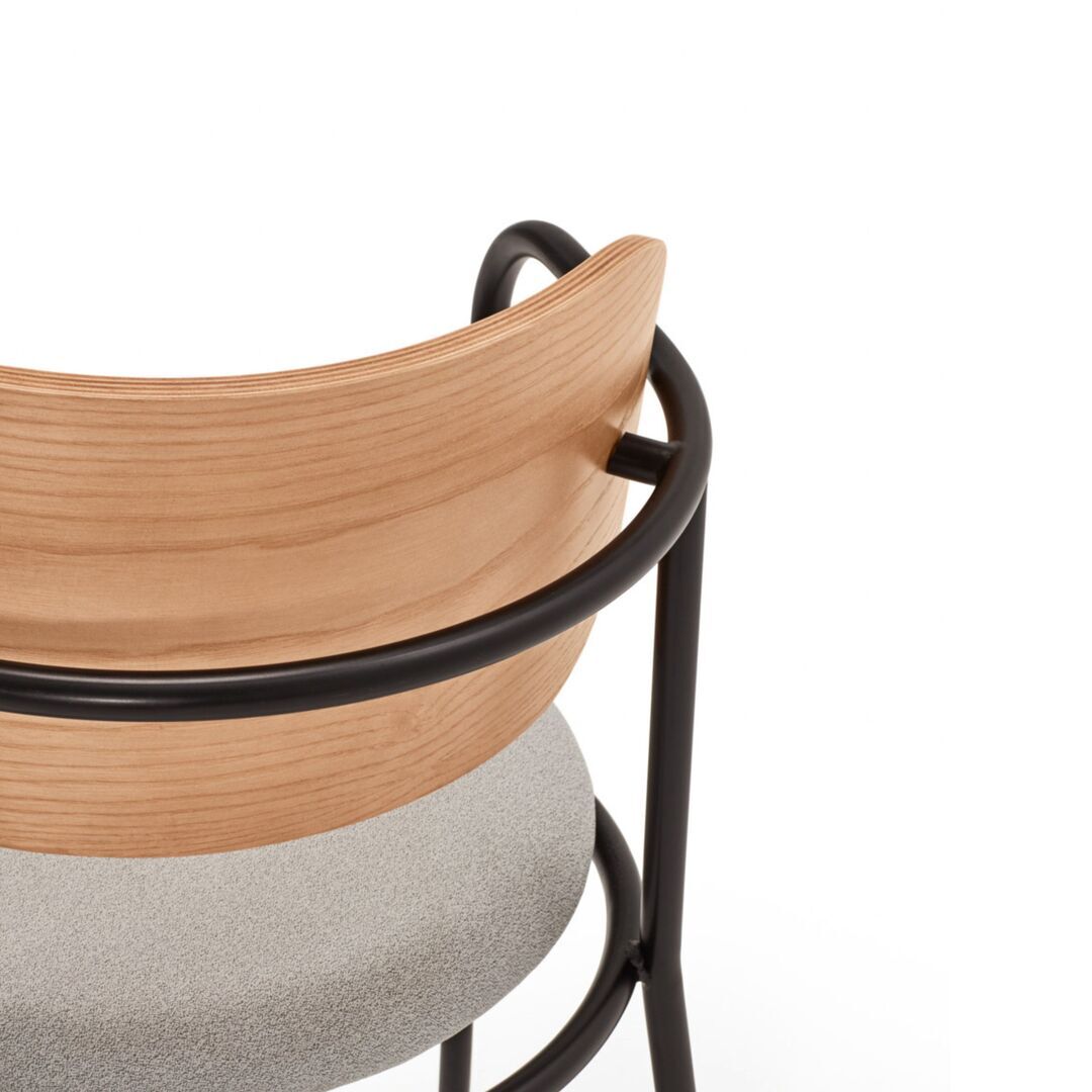 Teulat_Eclipse_Armlehnstuhl_Eiche_Schwarz