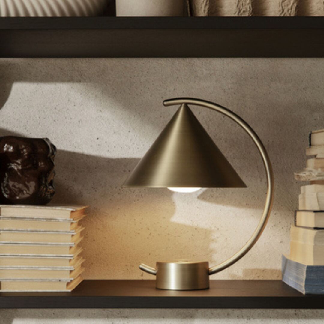 Ferm_living_Meridian_Tischleuchte_Brass