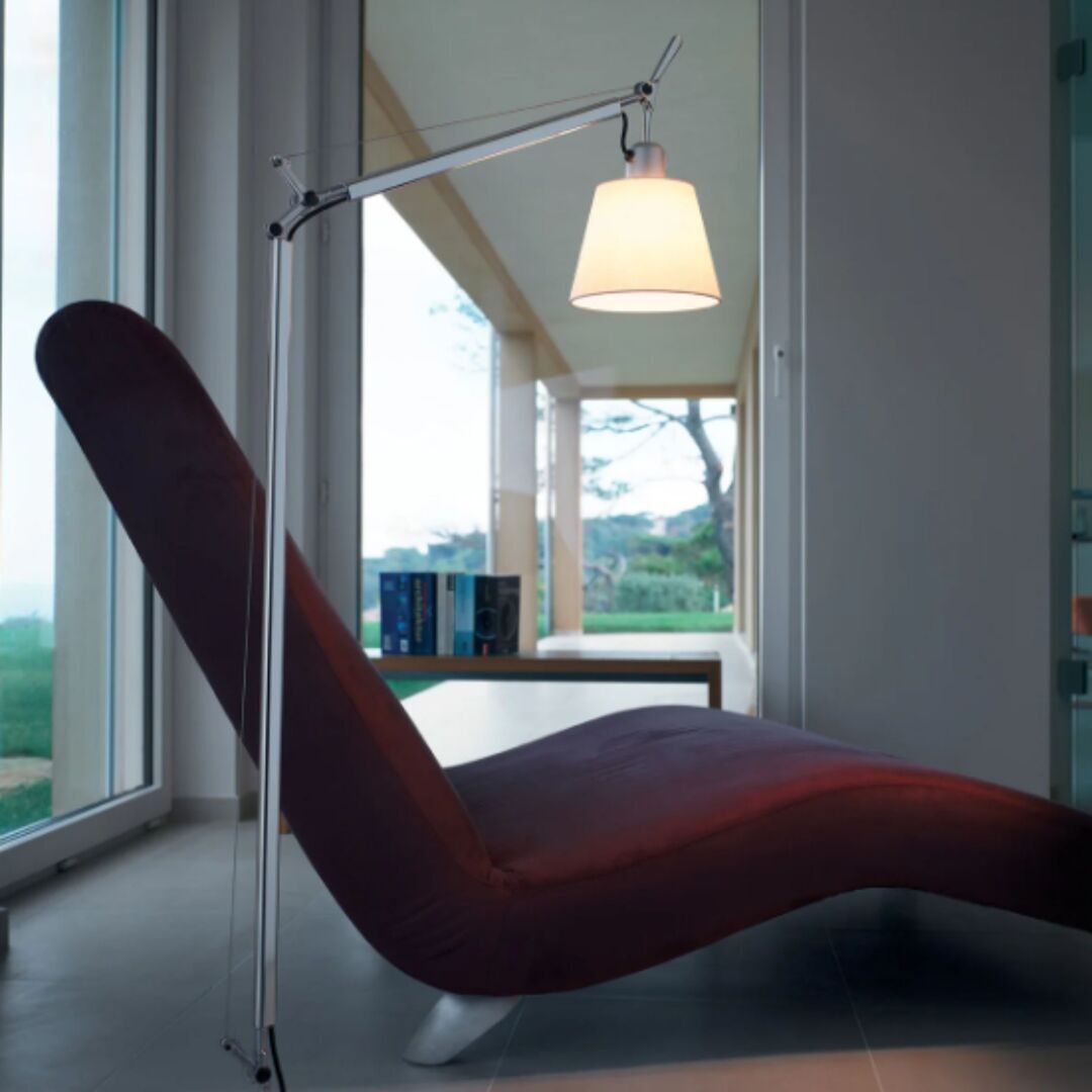 Artemide Body Tolomeo Basculante von Artemide  Weiss / Weiss, Seidensatin