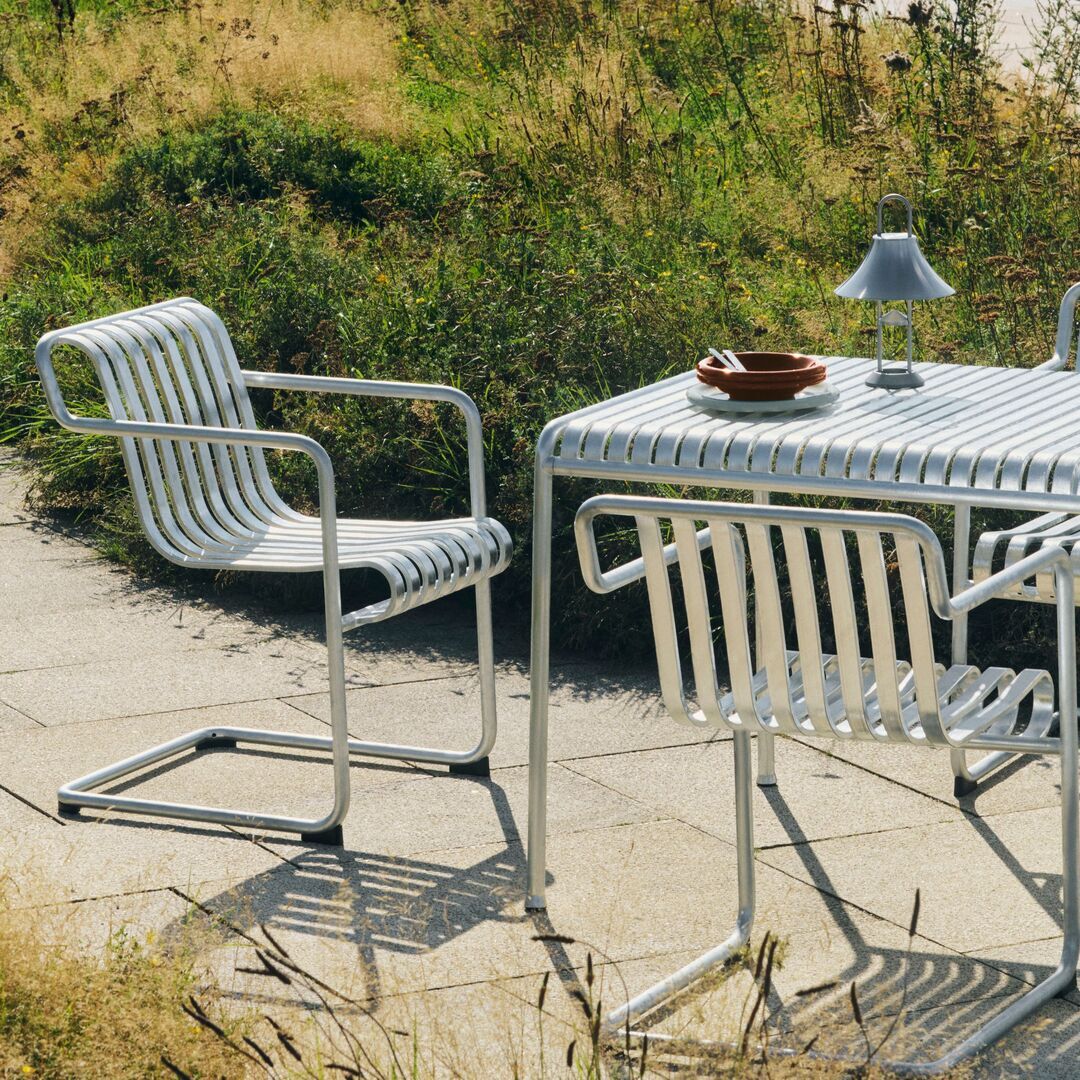 Outdoor-Dining Armlehnstuhl Palissade Cantilever 4er Set von Hay