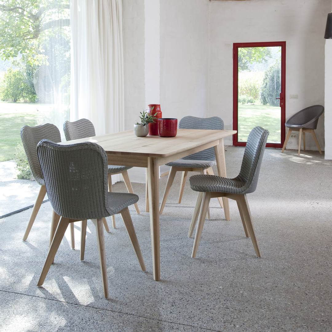 Vincent Sheppard Vincent Sheppard Lily Dining Chair Oak Base