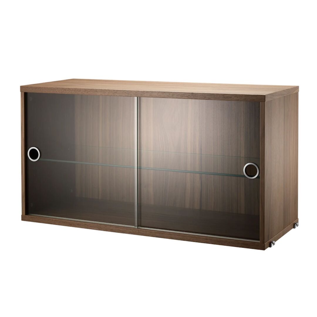 String Furniture Vitrine von String Furniture Nussbaum, B: 78 cm, T: 30 cm