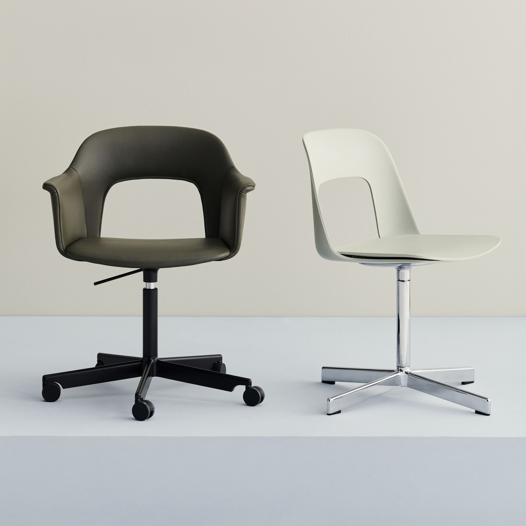 HAY Living Stuhl Layout 131 von Hay Pastel green , Aluminium poliert