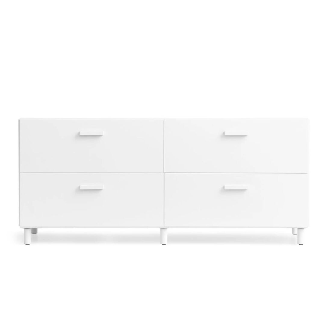 String Furniture Relief Kommode Niedrig von String Furniture Weiss