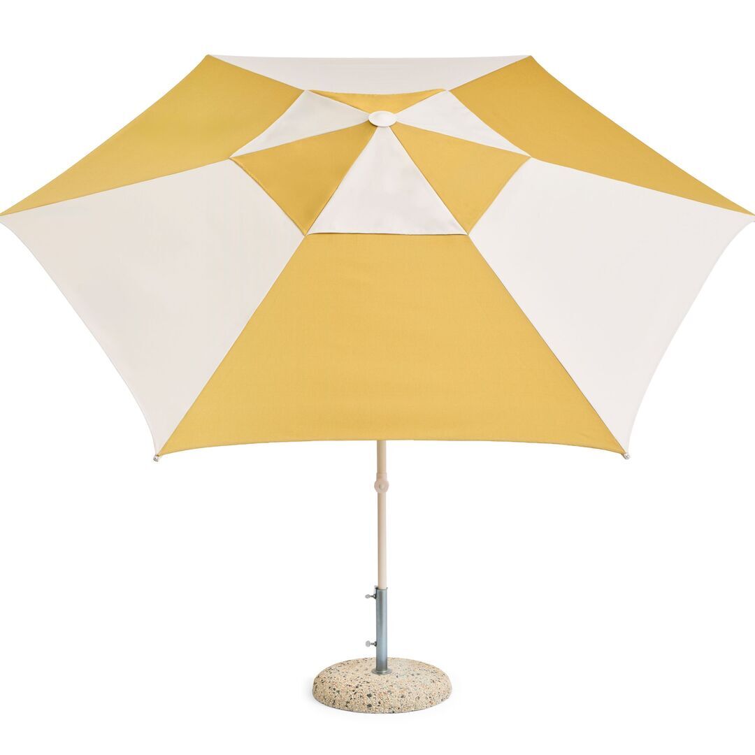 HAY Accessoires Sonnenschirm Terrazza in Hexagon von Hay Off-white / Ochre