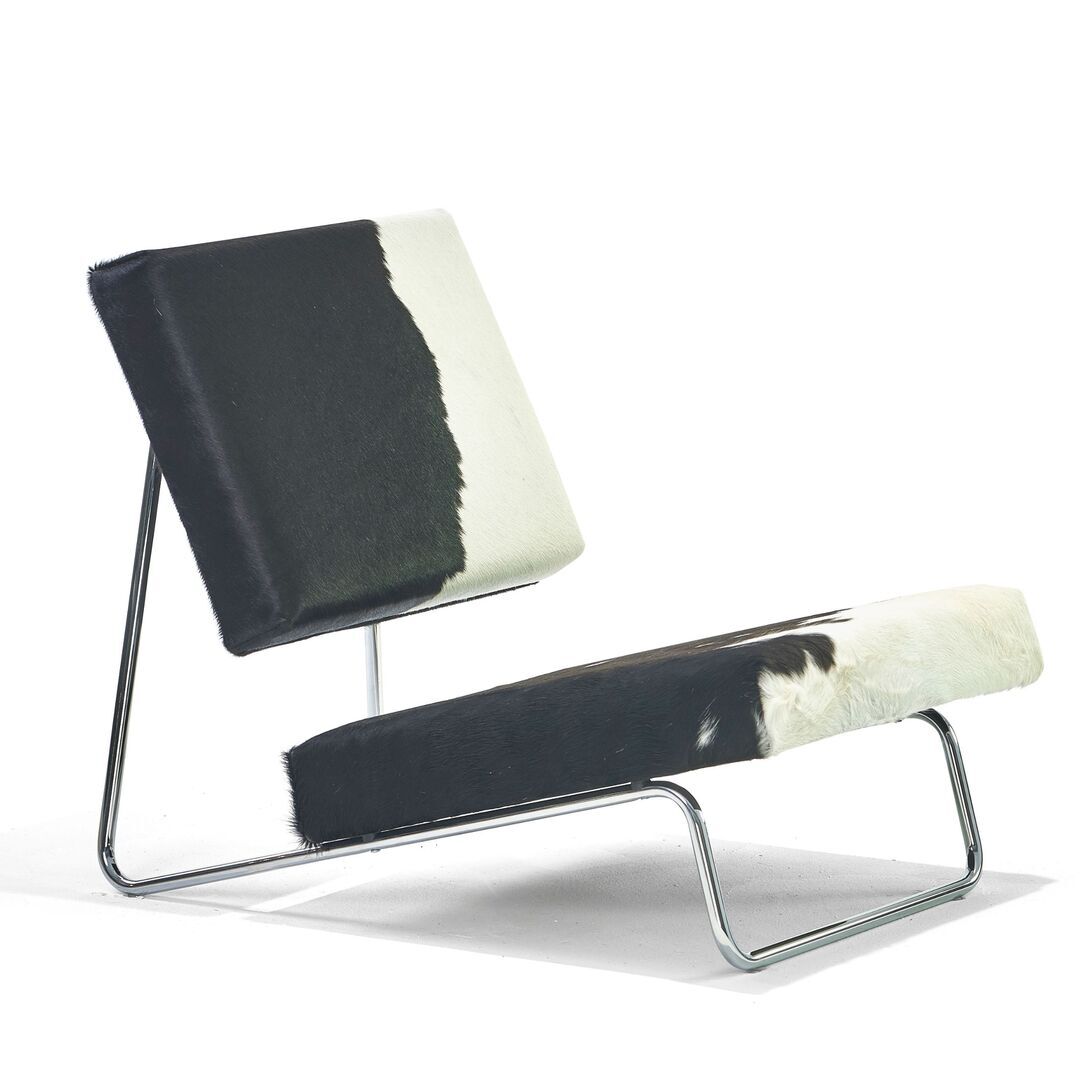 Richard Lampert  Lounge Chair 'Hirche' in Stoff Kuhfell Schwarz - weiss, Gestell Chrom