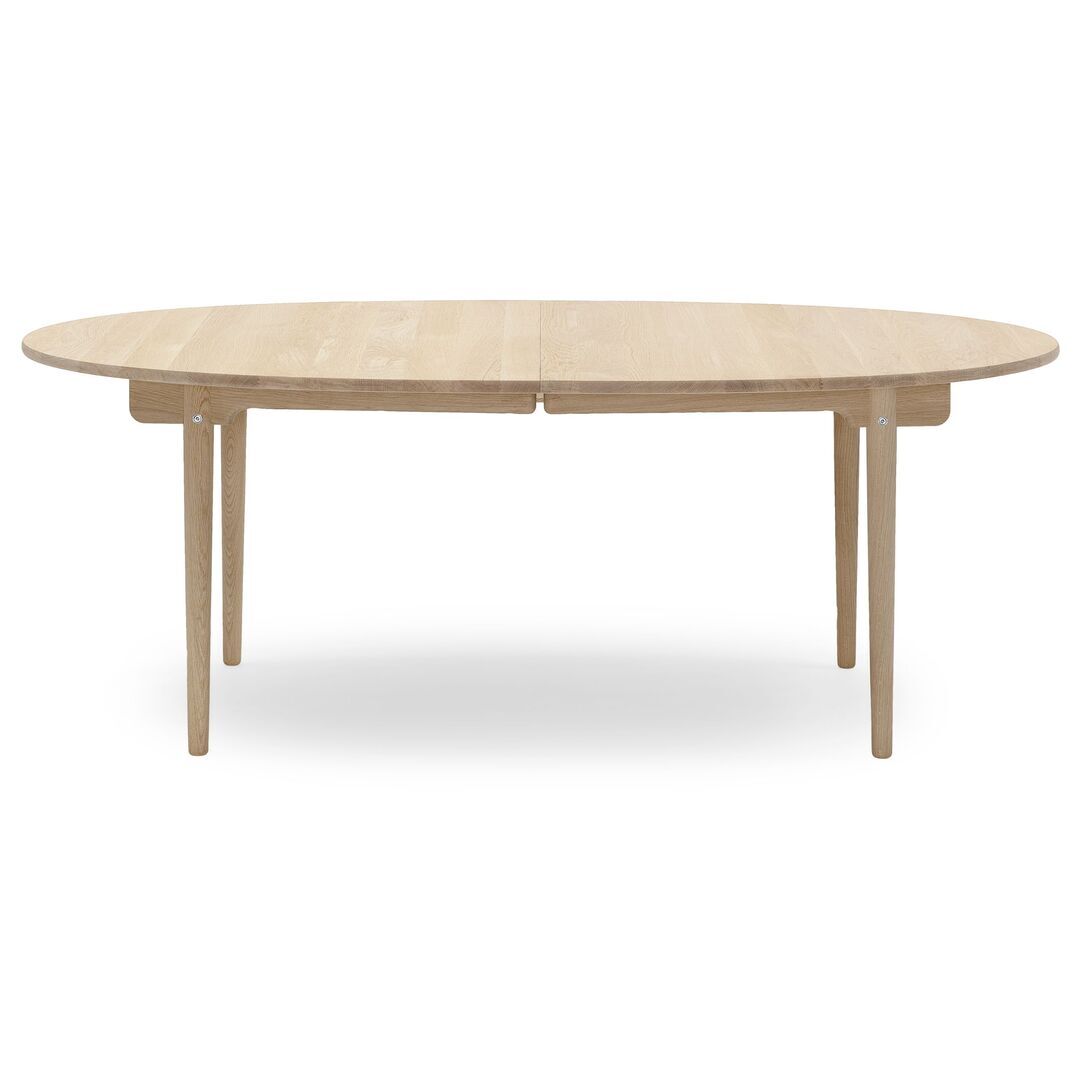 Carl_Hansen_Son_CH338_Dinning_Table_Eiche_weiss_geolt_CH338_Front