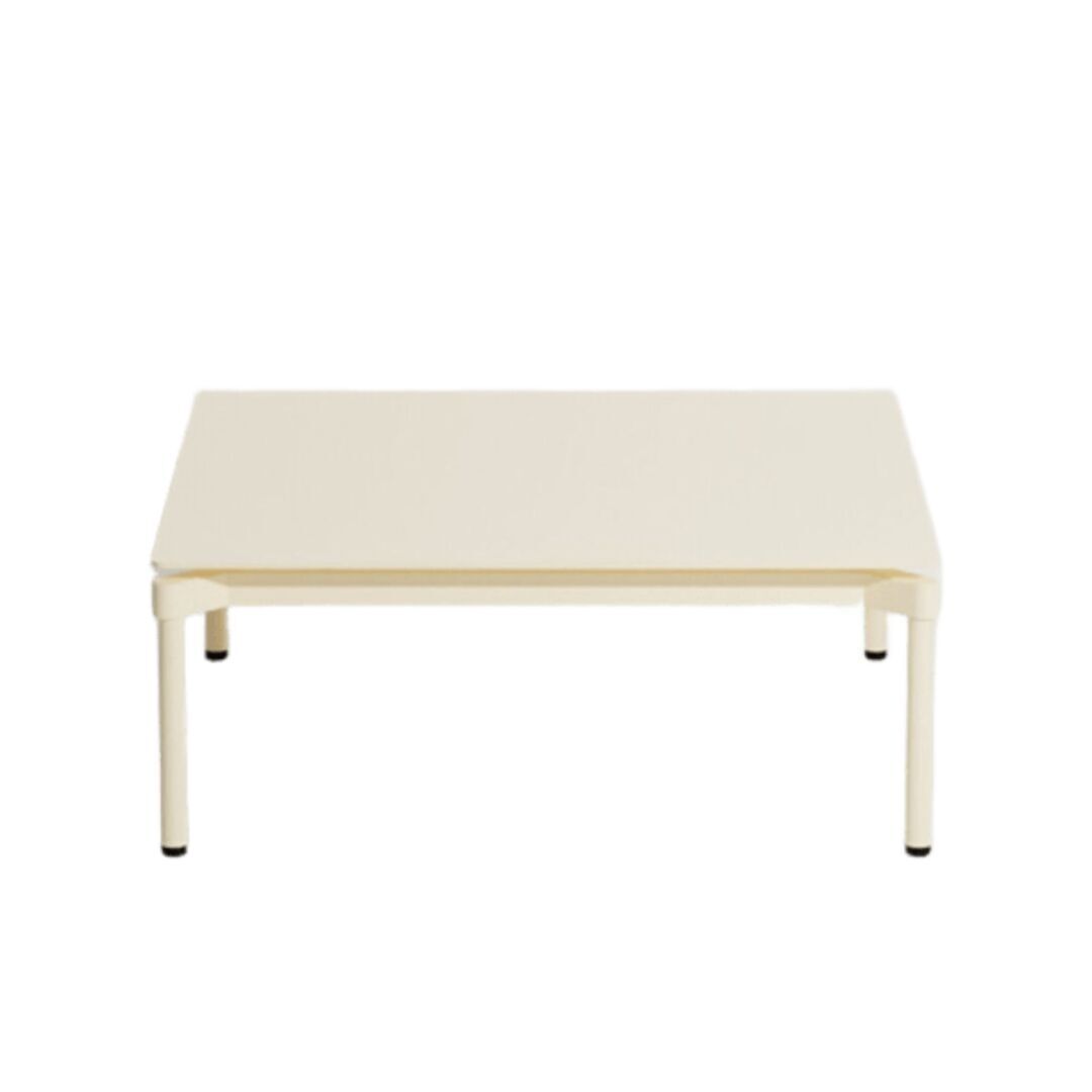 Petite Friture Couchtisch Fromme von Petite Friture  Ivory