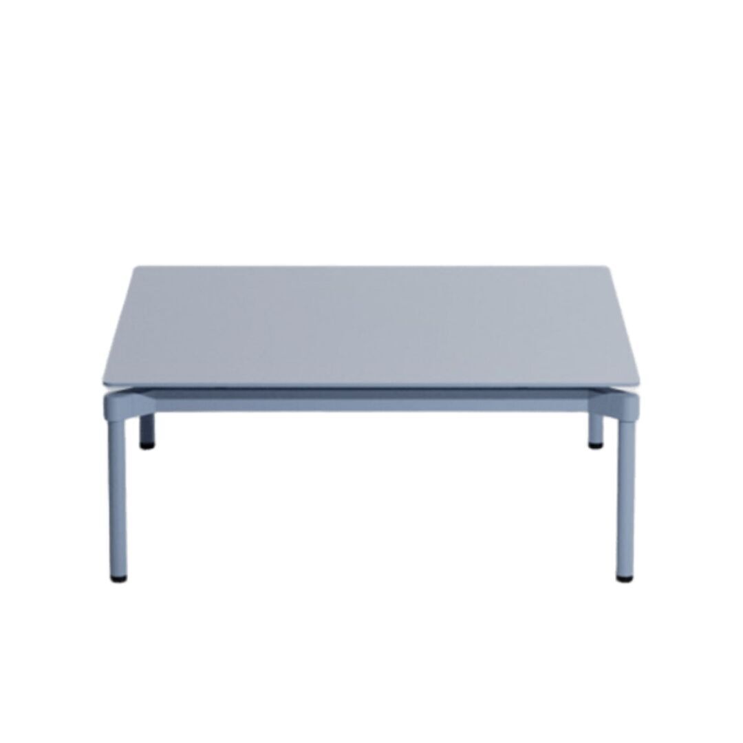 Petite Friture Couchtisch Fromme von Petite Friture  Pigeon Blue