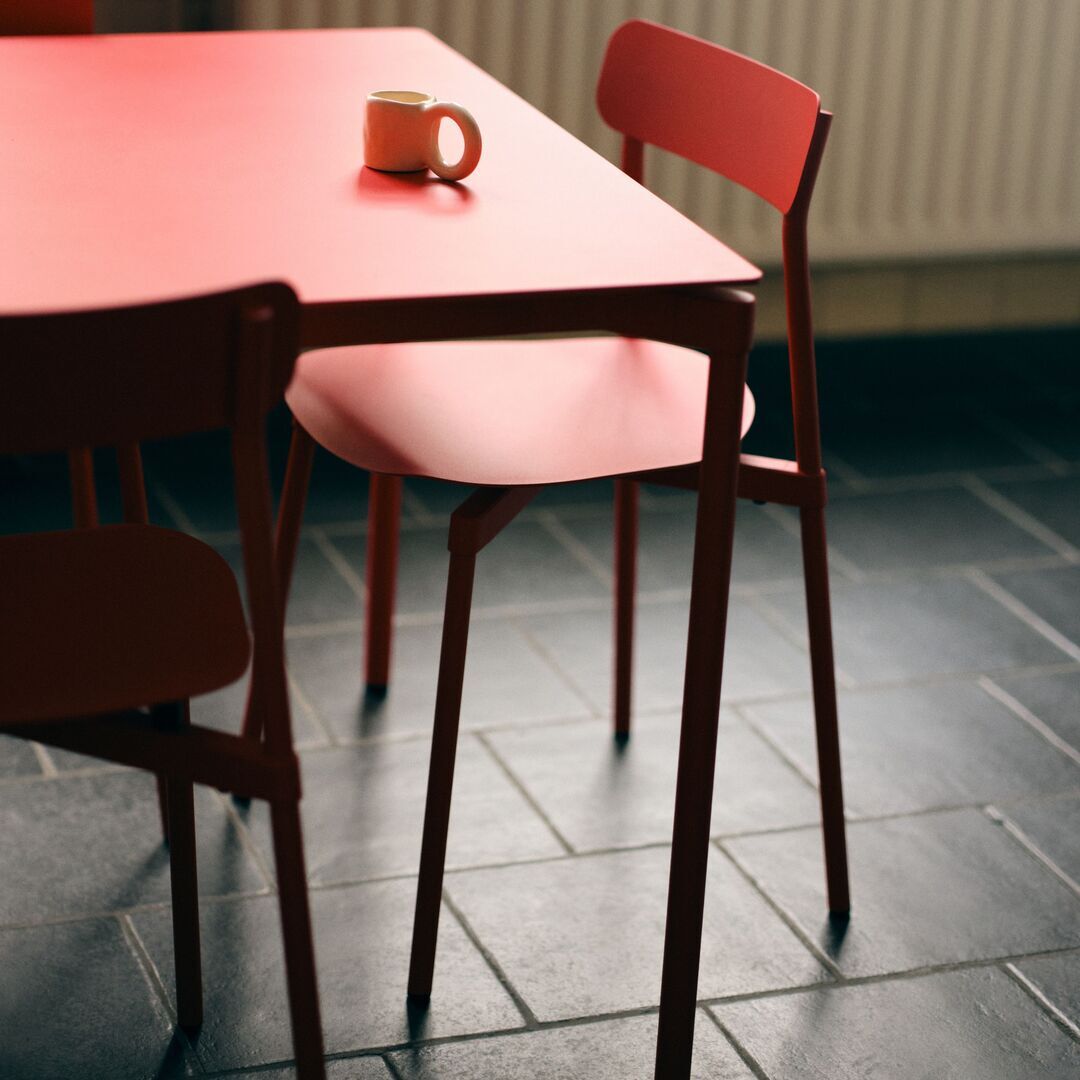 Petite Friture Stuhl Fromme von Petite Friture Red-1