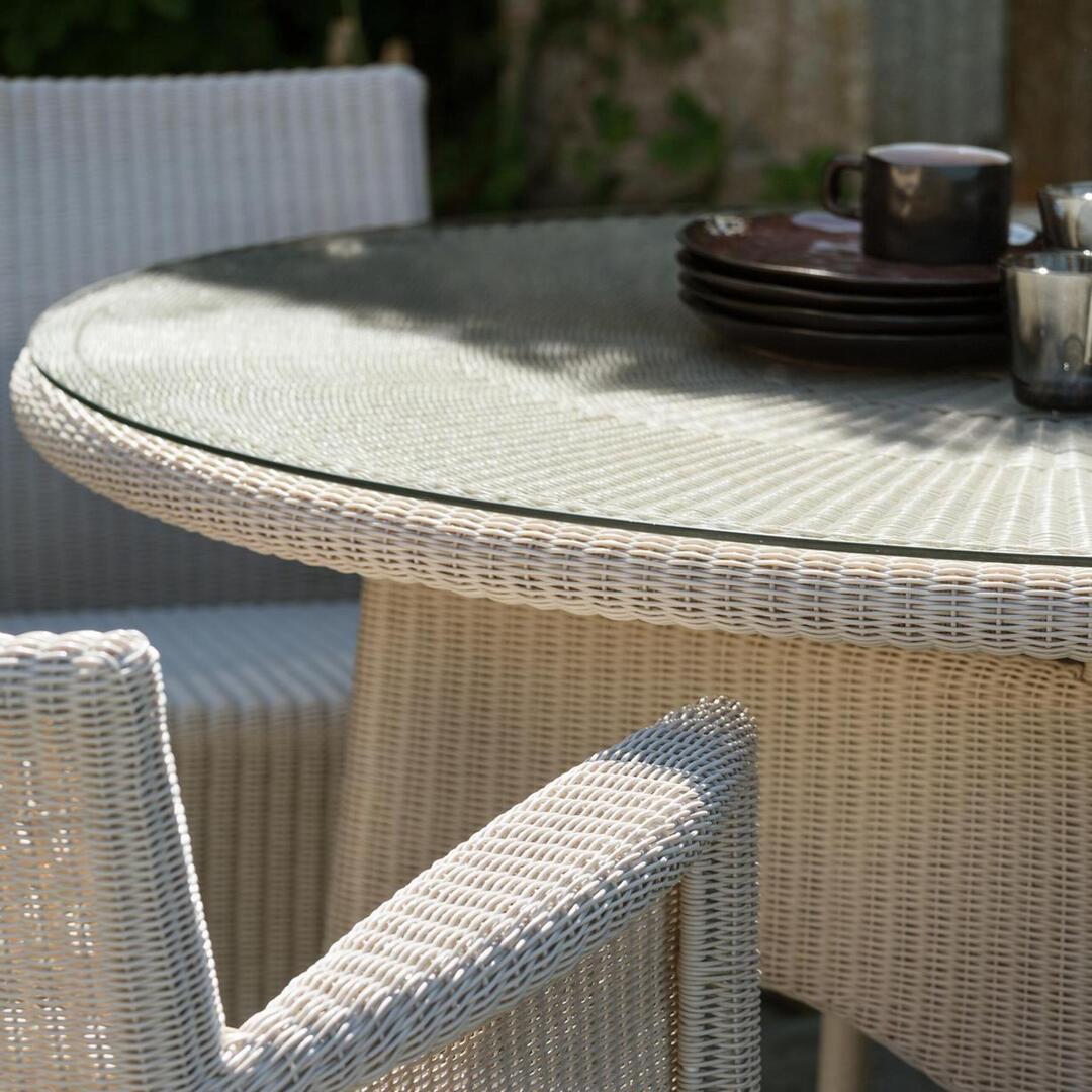 Vincent Sheppard Vincent Sheppard Safi Dining Table Old Lace Alte Spitze