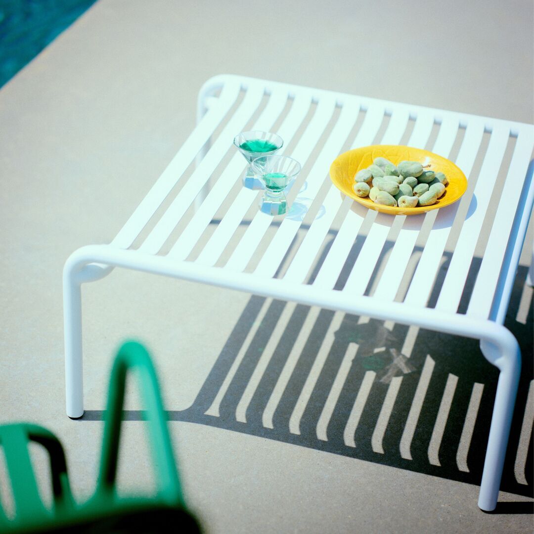 Petite Friture Kleiner Couchtisch Week-End von Petite Friture White-2