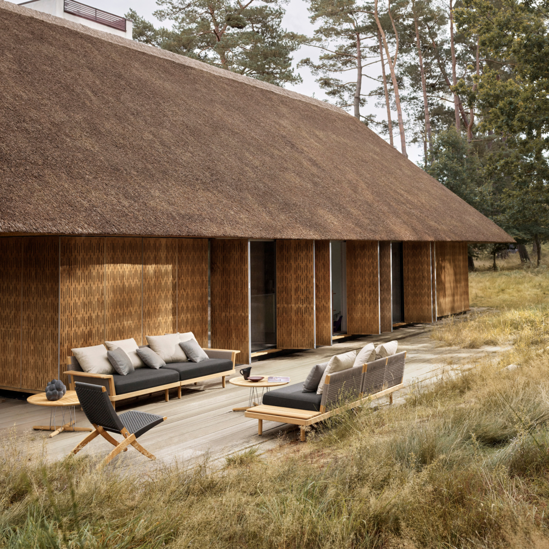 Carl_Hansen _& _Søn_Outdoor_Sofamodul_E520_Embrace_von_Carl_Hansen_&_Søn_Schwarz Panama Hollin