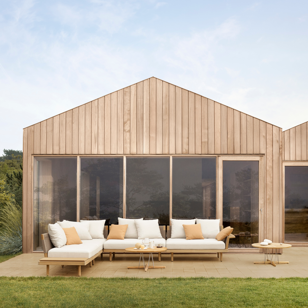 Carl_Hansen_&_Søn_Outdoor_Sofa_Kombination_4 Embrace_von_Carl_Hansen_&_Søn_white