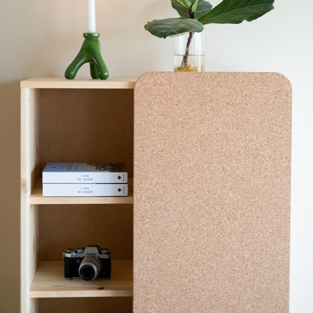 Karup Design Slide Cabinet w.pinboard Klar lackiert 101