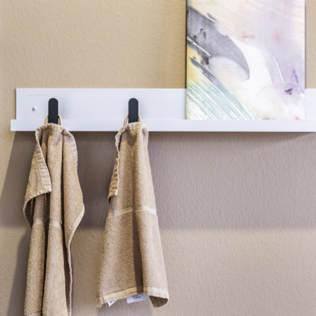Thut  Garderobe 125 L: 58 cm, Aluminium eloxiert