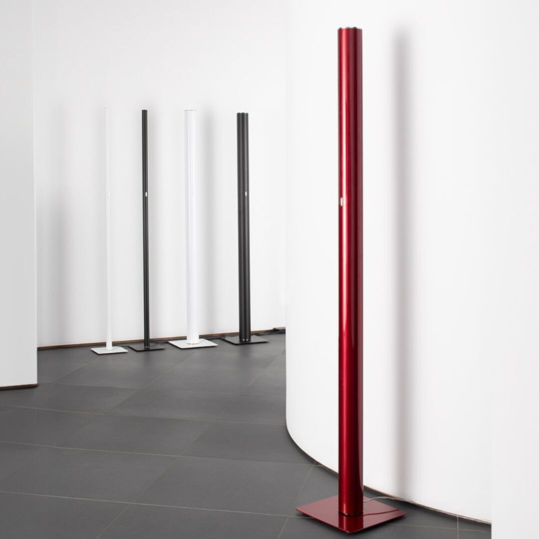 Artemide Stehleuchte Ilio von Artemide Rubinrot glänzend, 2700K-1