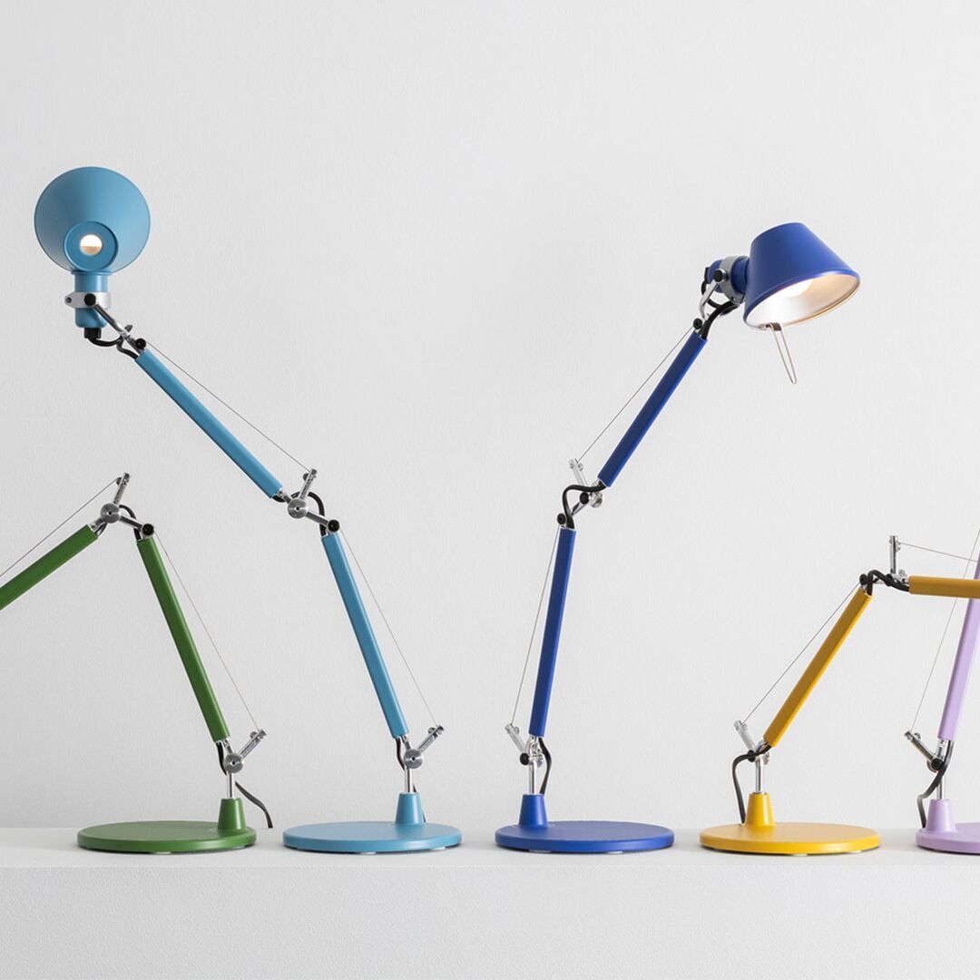 Artemide Tolomeo Micro LED mit Fuss von Artemide Hellblau-1