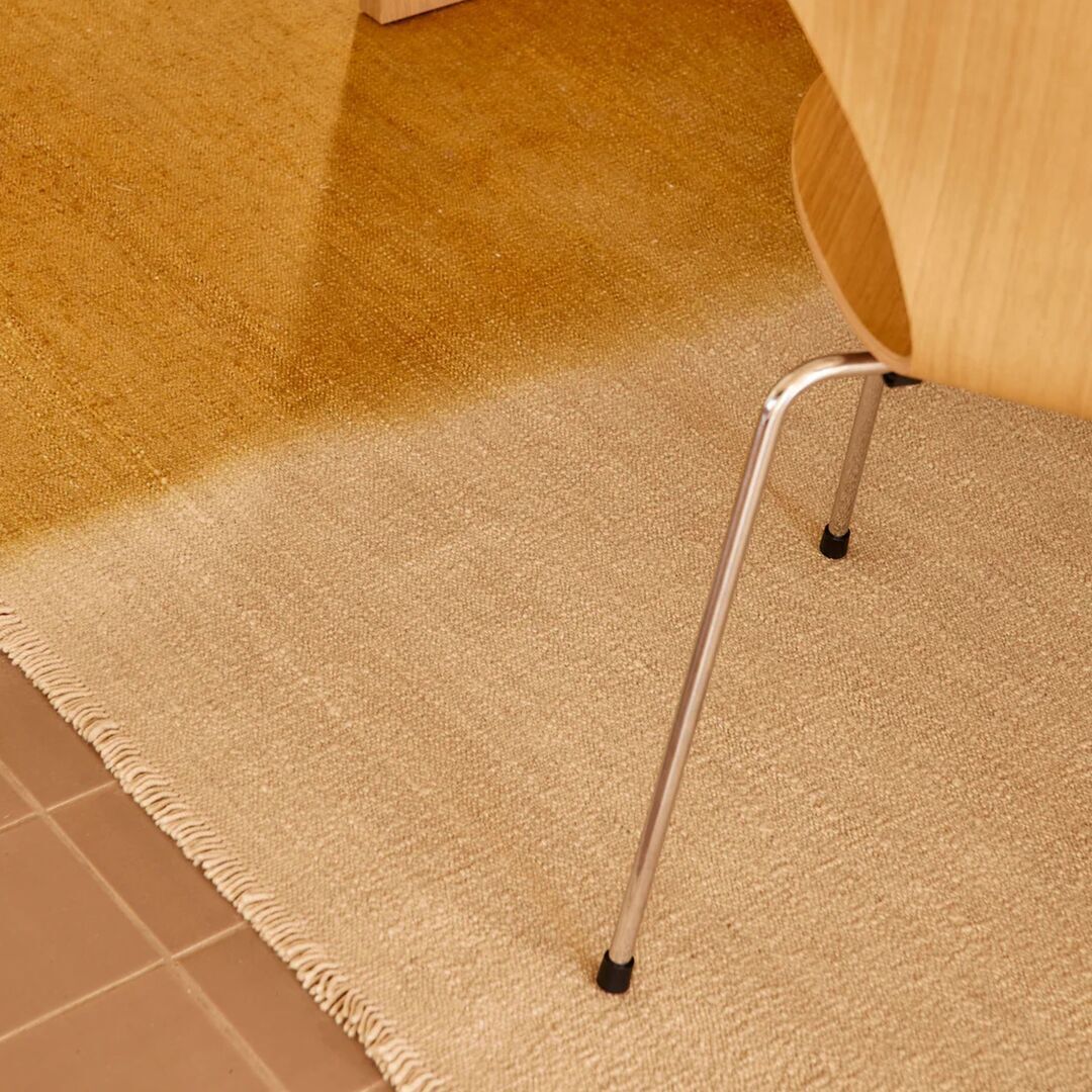 Teppich Bands Matiz Mustard von Nanimarquina