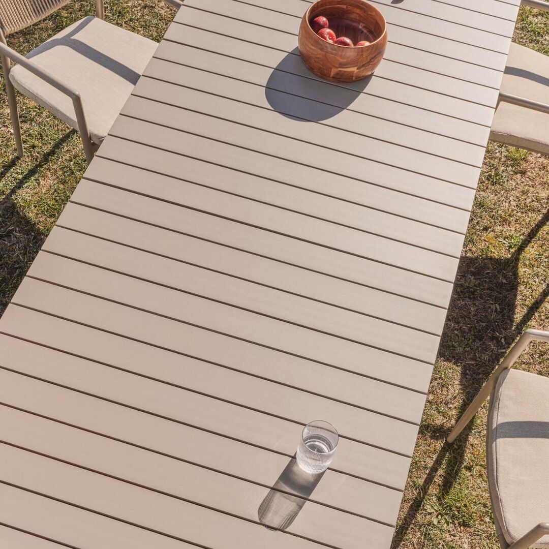 Kave Home Ausziehbarer Outdoor Tisch Izola von Kave Home B: 220 - 280 cm, Taupe