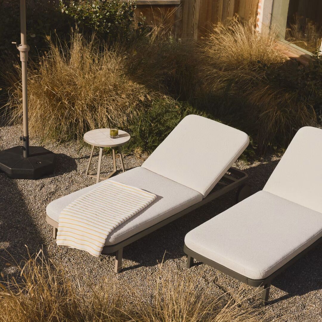 Kave Home Sonnenliege Kionia von Kave Home Taupe