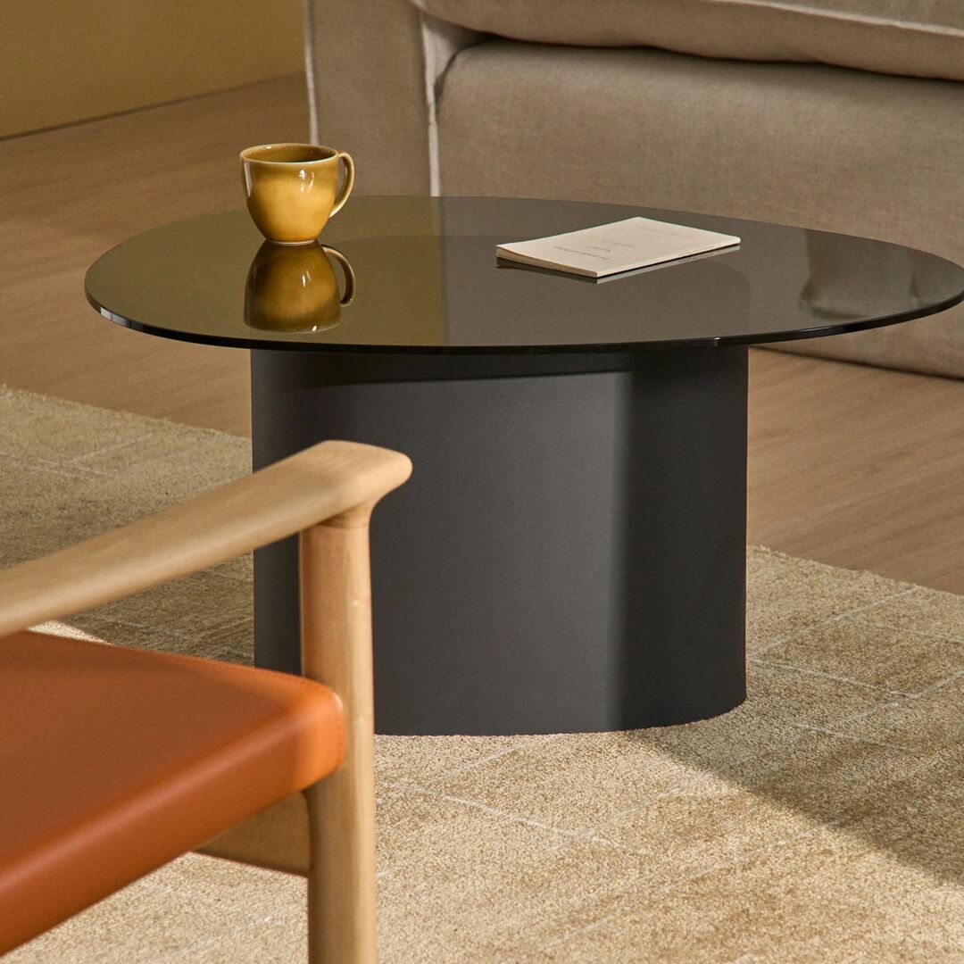 Kave Home Couchtisch Olir von Kave Home L: 74 cm / B: 81.5 cm / H: 43 cm, Schwarz