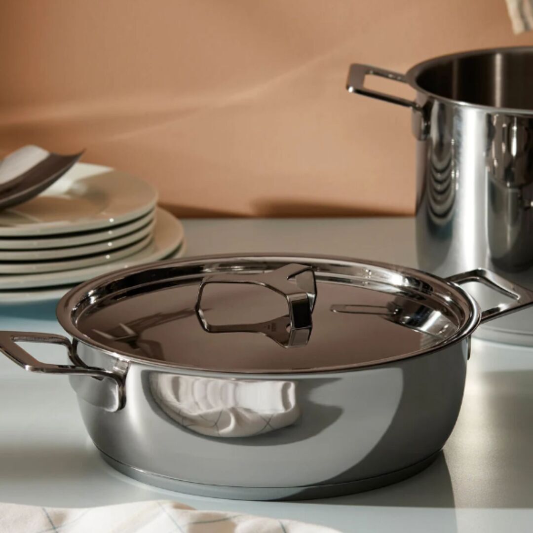 Flache Kasserolle mit zwei Griffen Pots&Pans von Alessi