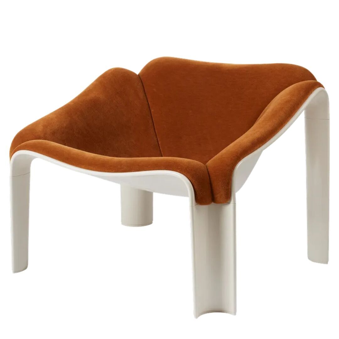 Gubi Lounge Chair F300 von Gubi Alabaster White Base / Dedar Alto Alpaca 021