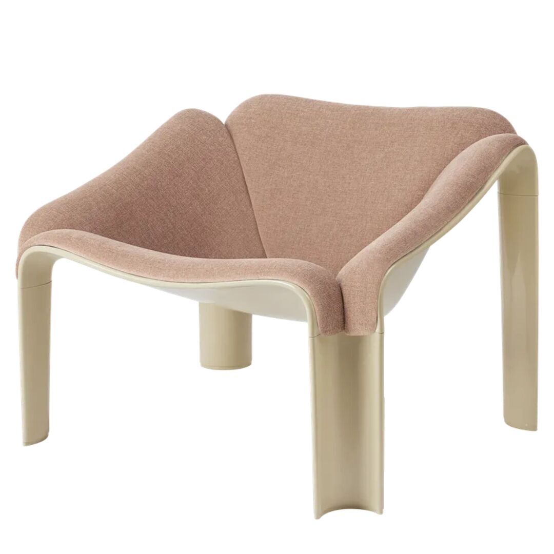 Gubi Lounge Chair F300 von Gubi Pastel Green / Dedar Belsuede Special FR 132