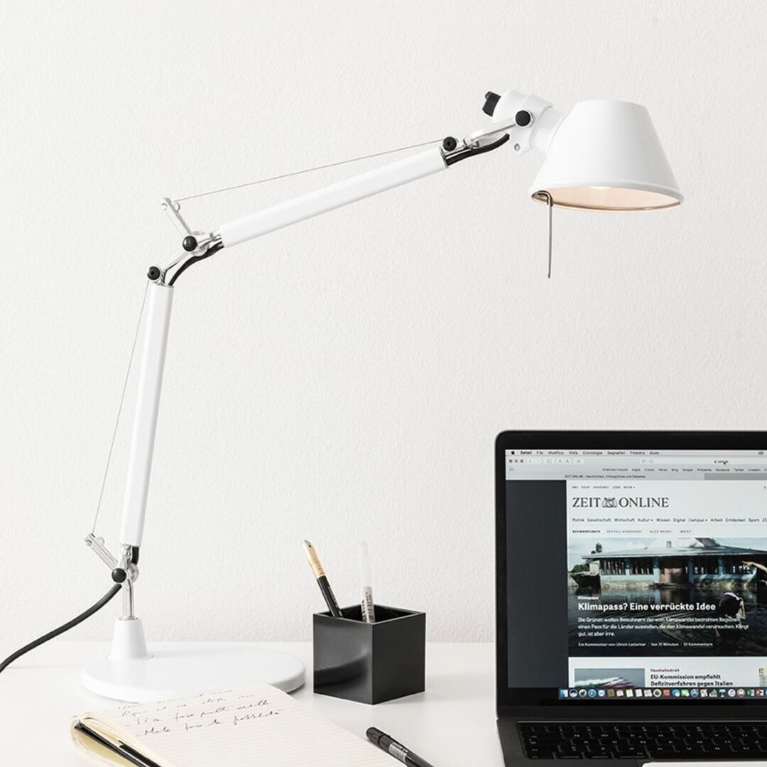 Artemide Tolomeo Micro mit Fuss von Artemide Glänzendes Weiss-1