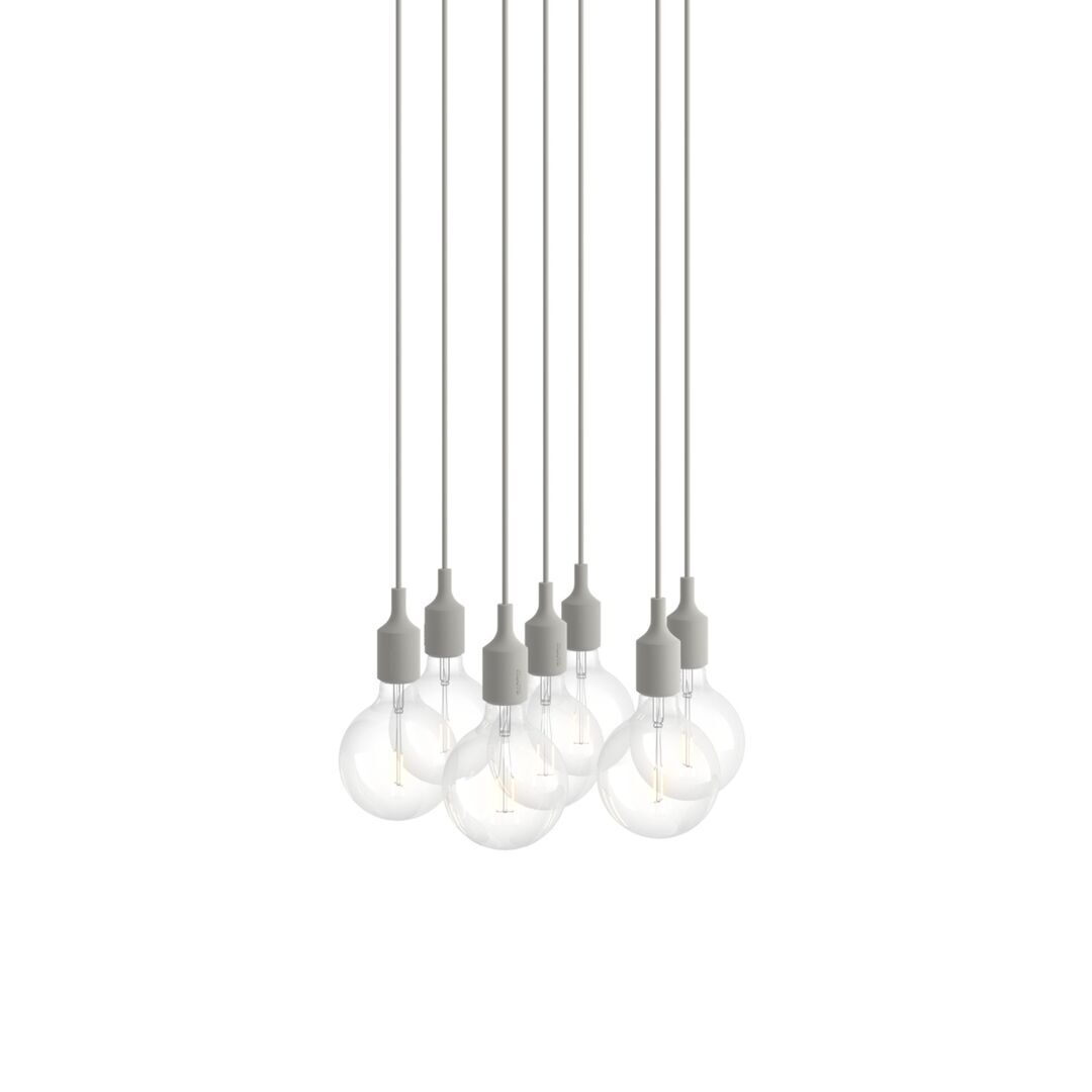 Muuto Cluster Pendelleuchten E27 von Muuto Light Grey, 7 Lampen