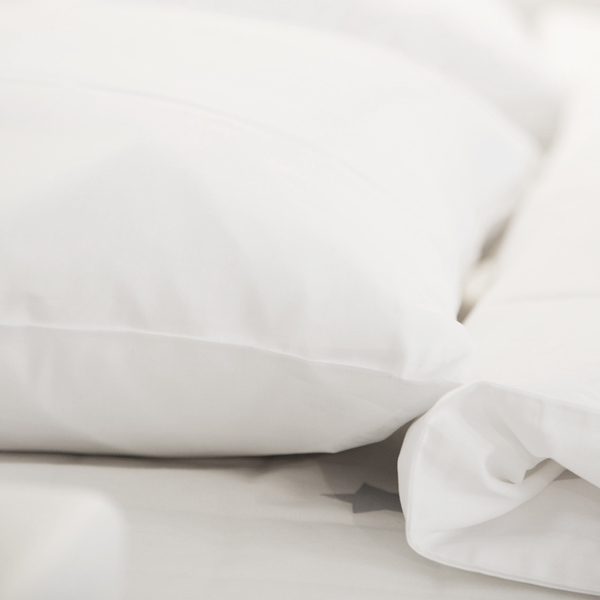 White organic cotton bedding