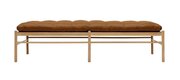 Daybed OW150 with leather upholstery by Carl Hansen &amp; Søn