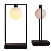 Curiosity 36 With Sphere Black / brown Table von Artemide