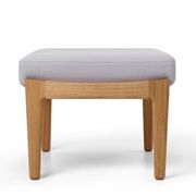 Fusshocker CH290F von Carl Hansen & Son