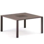 Quadro - Quadratischer Tisch von EMU