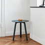 Hay Living Bella Coffee Table Ø: 45 cm / H: 49 cm , Eiche braunschweiggrün lackiert