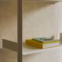 &Tradition regalsystem A Rombe IF4 von &Tradition Alabaster-1