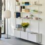 HAY Living Regalsystem Pier Combination 133 - Columns 3 von Hay Weiss, Aluminium klar eloxiert