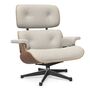 Vitra Eames Lounge Chair / neues Furnier / Stoff / Filzgleiter harte Böden Nussbaum natur lackiert 31, Elfenbein-Perle 01 - Nubia, Aluminium poliert 03 / Tiefschwarz 12 pulverbeschichtet (glatt), Neue Masse
