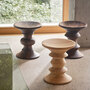 Vitra 'Stools' von Charles und Ray Eames Modell 'B', Kastanie