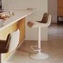 Kave_Home_Zenda_Hocker_Beige_Mattweiss_Lifestyle